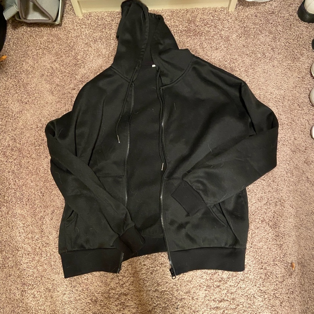 black zip up jacket